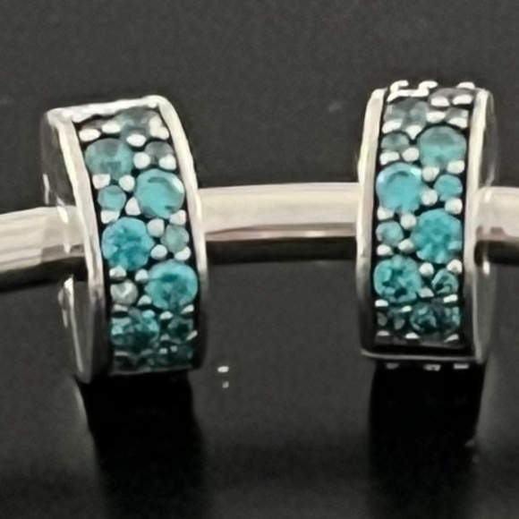 PANDORA authentic "Unique as you are" SS bangle with 2 teal pave charms preowned - Picture 2 of 10